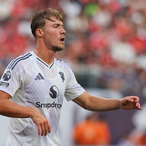 nba投注-米兰总监：我们需要引进一名前锋，霍伊伦和DV9都在考虑范围